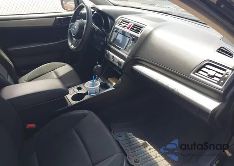 2018 Subaru Legacy 2.5I из США, поврежденный, VIN 4S3BNAA63J3041788